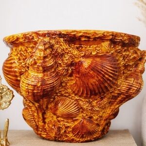 Vintage Ceramic Seashell Planter in Glossy Amber